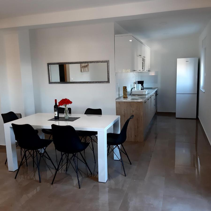 Villa Silver Starigrad Paklenica Exterior foto